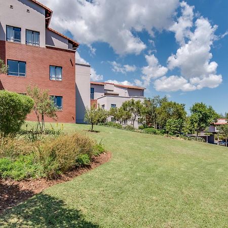 Jozistay @ Jackal Creek Apartments Roodepoort Oda fotoğraf