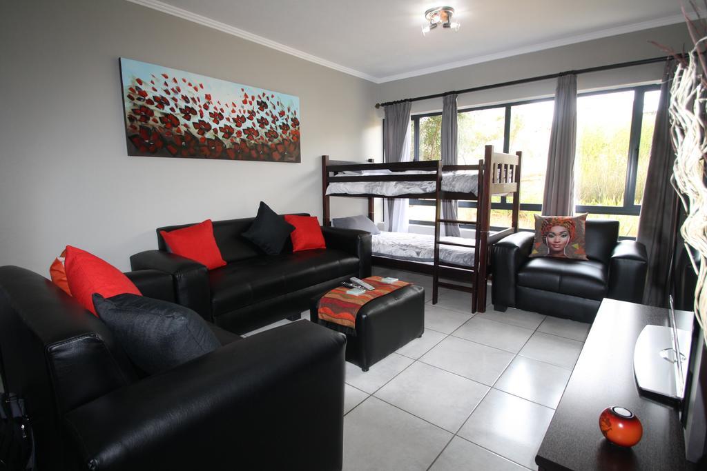 Jozistay @ Jackal Creek Apartments Roodepoort Dış mekan fotoğraf