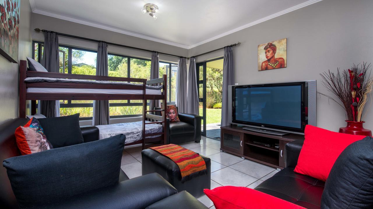 Jozistay @ Jackal Creek Apartments Roodepoort Dış mekan fotoğraf
