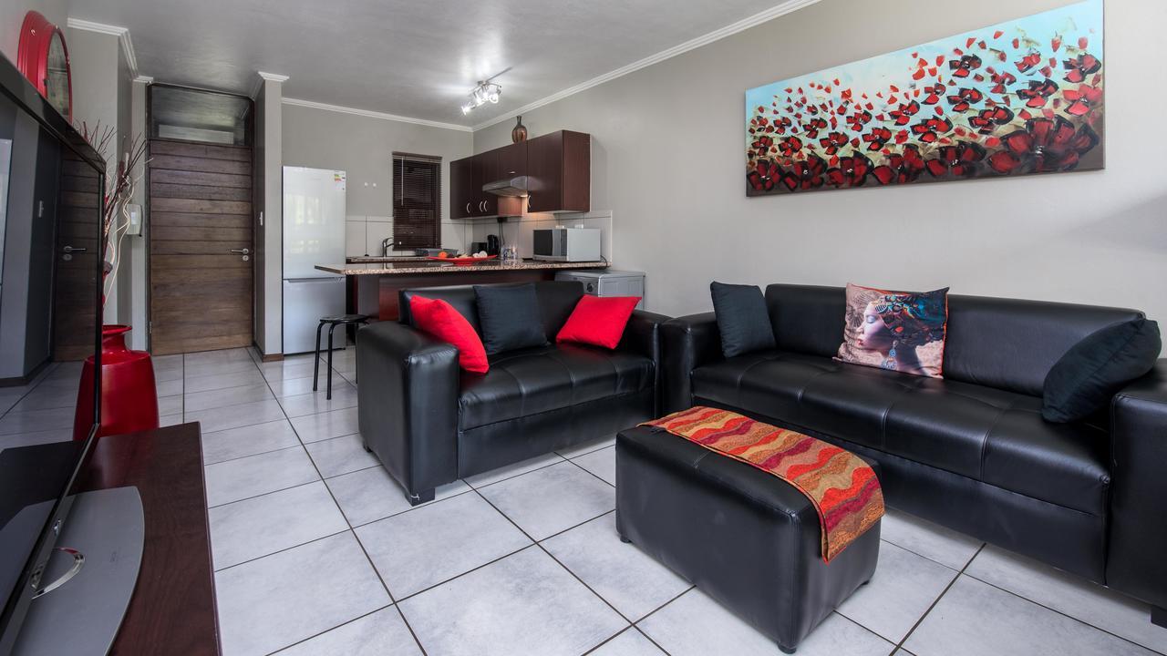 Jozistay @ Jackal Creek Apartments Roodepoort Dış mekan fotoğraf